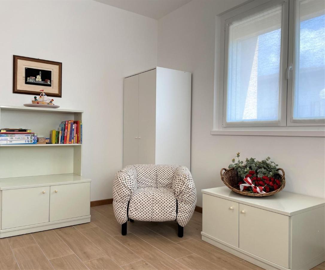 Apartamento Giorni Felici Tutto Nuovo, Giardino, Parcheggio Verbania Exterior foto